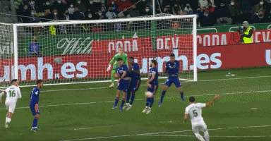 马特乌斯：施洛特贝克去其他队能赚更多，但多特的前景非常棒