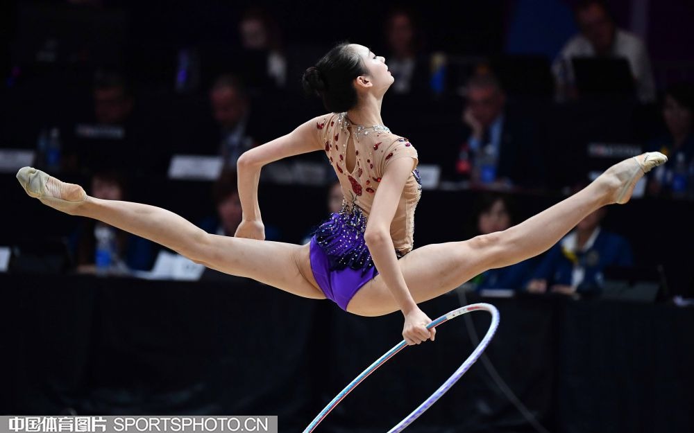 太紧张了！最后一球赵勇吓得都不敢直起腰来，赛后采访语无伦次